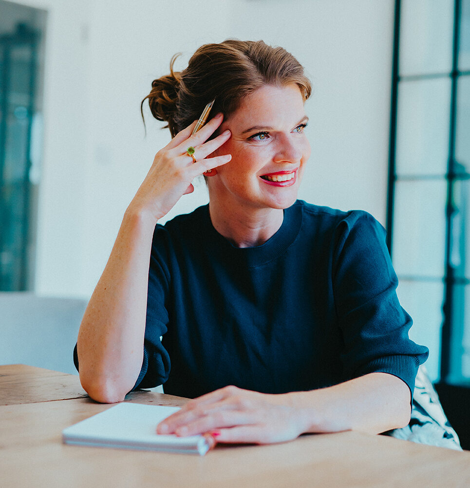 Dr Daniela Sussmann Information | Partner Online Broker LYNX